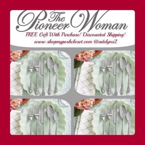 🌺 New Pioneer Woman Mazie Flatware Set